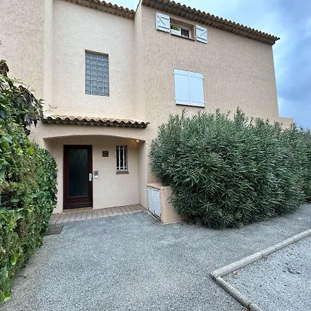 Sainte-maxime: T2 Lumineux, 3-4 Pers, Parking Privatif - Fr-1-226-530 Sainte-Maxime